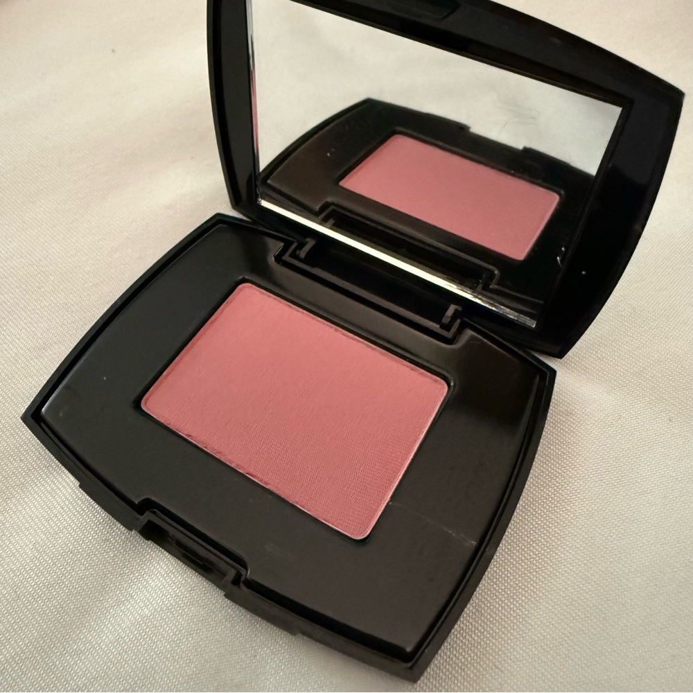 Lancome blush in Rose Fresque - Picture 2 of 2